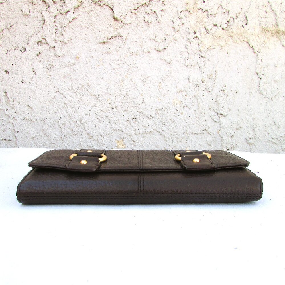 Wilsons Leather brown leather wallet 7 3/8"X 4 1/4" - Picture 6 of 7